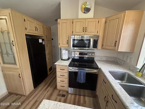 8247 Bogie Loop, Show Low, AZ 85901 photo 10