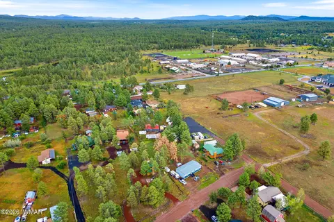403 Riverside Dr, Lakeside, AZ 85929