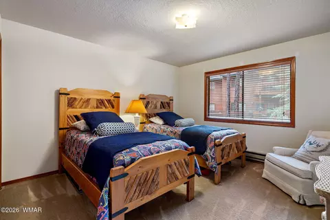 Bedroom - 4308 Eagle Cir, Pinetop, AZ 85935 photo 4 of 4