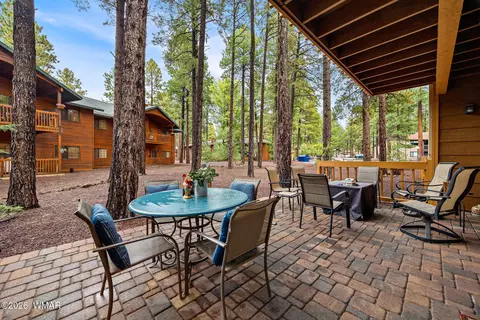 Exterior - 4308 Eagle Cir, Pinetop, AZ 85935 photo 4 of 8