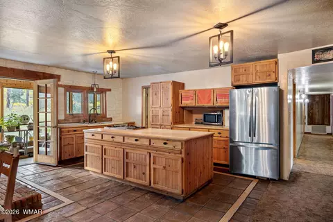 Kitchen - 41005 Az-261b, Eagar, AZ 85925 photo 1 of 3