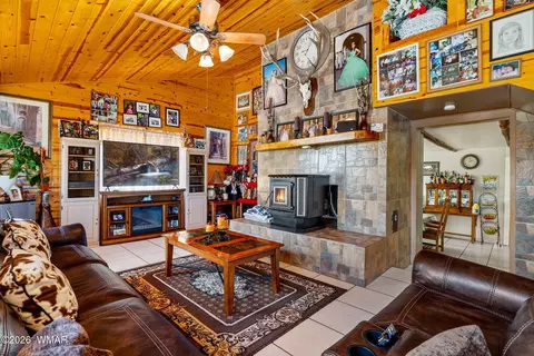 Living - 121 S Sheldon Ave, Springerville, AZ 85938 photo 2 of 3