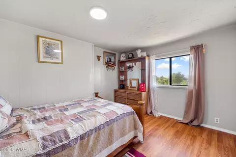 Bedroom - 121 S Sheldon Ave, Springerville, AZ 85938 photo 9 of 10