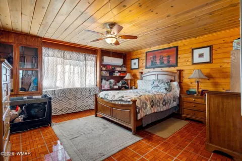 Bedroom - 121 S Sheldon Ave, Springerville, AZ 85938 photo 1 of 10