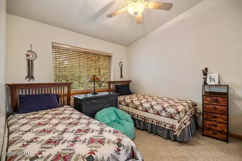 Bedroom - 15 County Road 2019, Nutrioso, AZ 85932 photo 1 of 4
