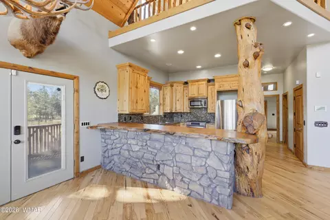 Kitchen - 3033 Aspen Rd, Overgaard, AZ 85933 photo 3 of 4