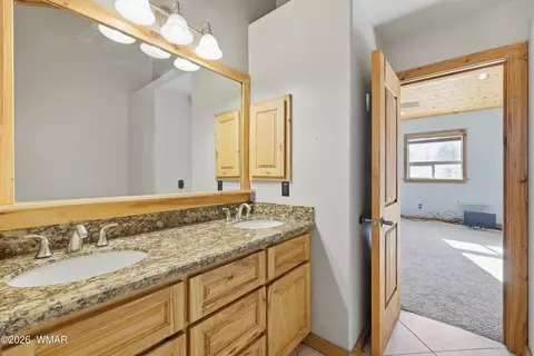 Bath - 3033 Aspen Rd, Overgaard, AZ 85933 photo 9 of 9