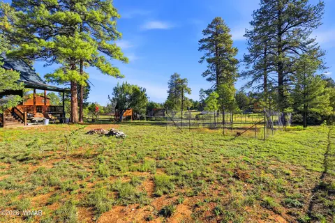 Exterior - 3033 Aspen Rd, Overgaard, AZ 85933 photo 14 of 18