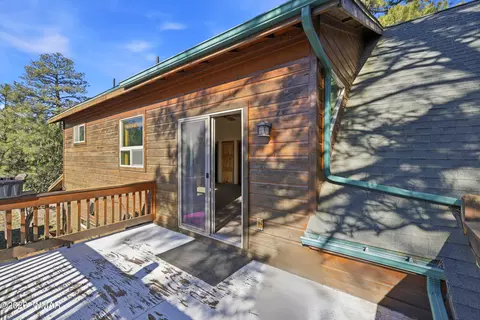 Exterior - 3033 Aspen Rd, Overgaard, AZ 85933 photo 5 of 18