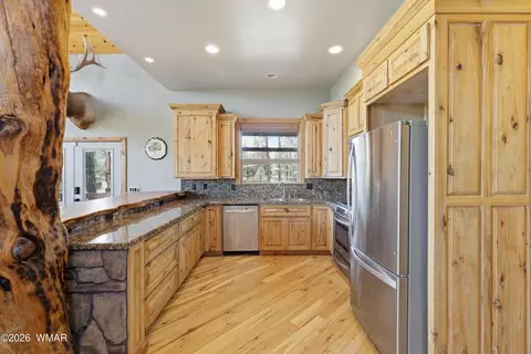 Kitchen - 3033 Aspen Rd, Overgaard, AZ 85933 photo 2 of 4