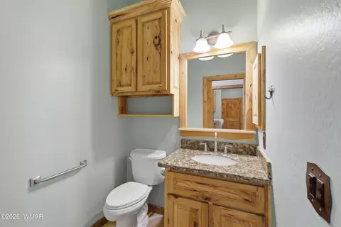 Bath - 3033 Aspen Rd, Overgaard, AZ 85933 photo 1 of 9