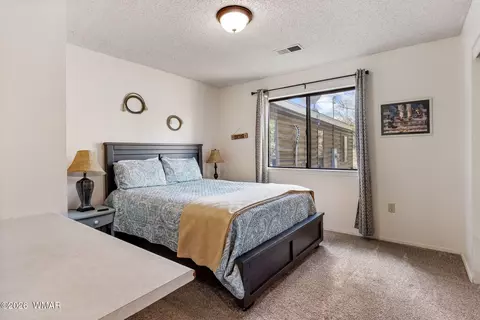 Bedroom - 1094 W 7th Ln, Eagar, AZ 85925 photo 1 of 7