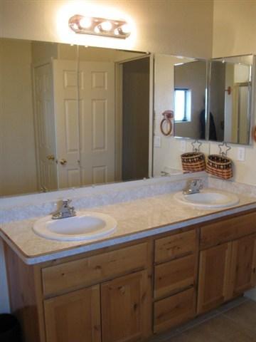 2875 Walnut Dr, Taylor, AZ 85939 photo 4
