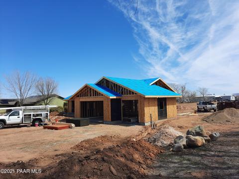 515 Grove Ln, Chino Valley, AZ 86323