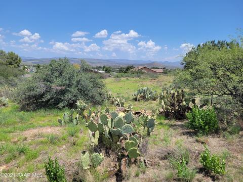 20007 E Mingus Dr, Mayer, AZ 86333 photo 2