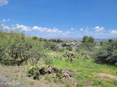 20007 E Mingus Dr, Mayer, AZ 86333 photo 3