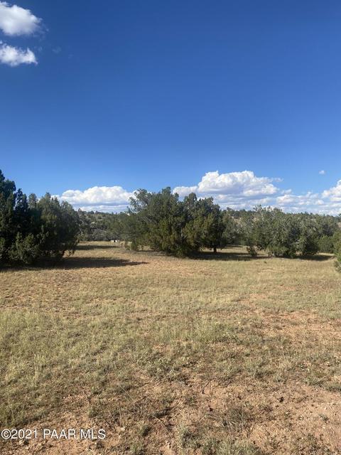 34760 La Plancha Pkwy, Seligman, AZ 86337