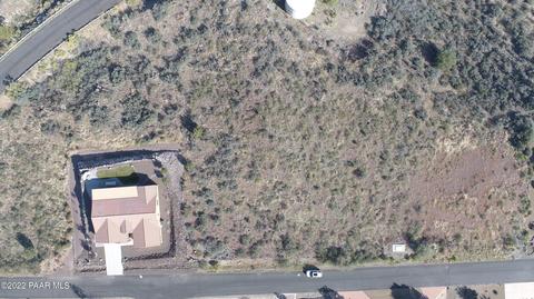 15740 E Broken Bit Rd, Mayer, AZ 86333 photo 3