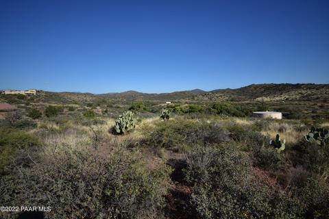 15740 E Broken Bit Rd, Mayer, AZ 86333 photo 5