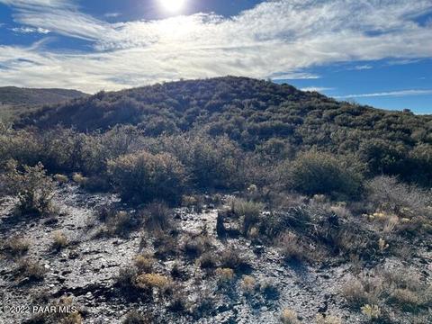 002 E Crystal Rock Rd, Dewey-humboldt, AZ 86327
