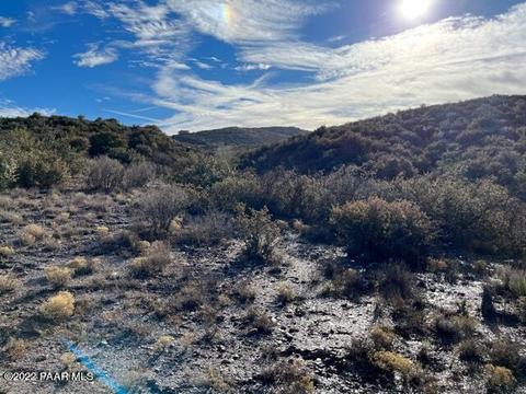 003 E Crystal Rock Rd, Dewey-humboldt, AZ 86327