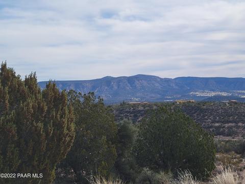 4235 E Gray Hawk Ln, Rimrock, AZ 86335