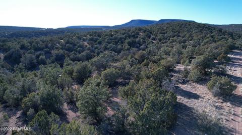 51804 N Cordero Rd, Seligman, AZ 86337