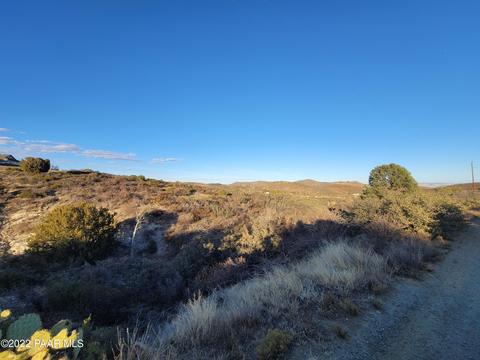13490 E Soleil Down Rd, Mayer, AZ 86333 photo 11
