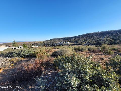 13490 E Soleil Down Rd, Mayer, AZ 86333 photo 2