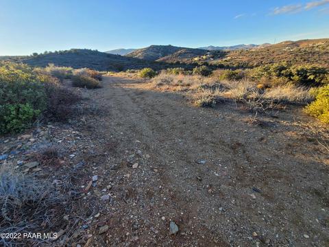 13490 E Soleil Down Rd, Mayer, AZ 86333 photo 5