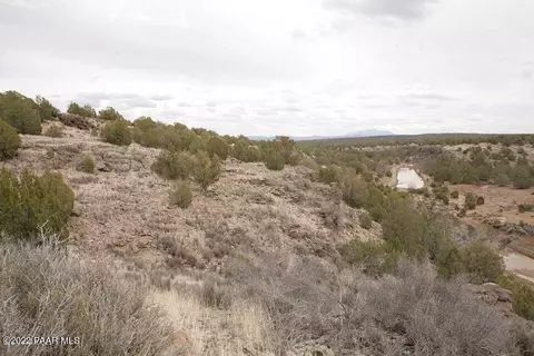 118 Juniperwood Rnch, Ash Fork, AZ 86320 photo 3