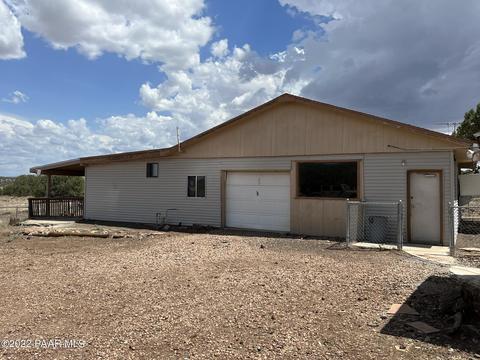 21 Rocky Hill Rd, Ash Fork, AZ 86320 photo 2