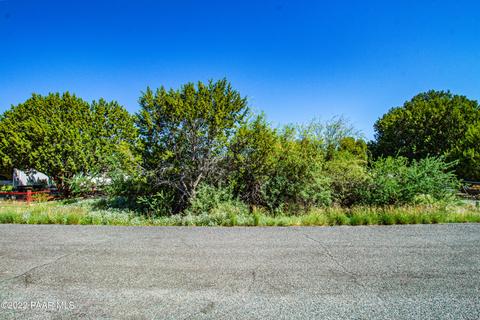 20670 E Mingus Dr, Mayer, AZ 86333 photo 1