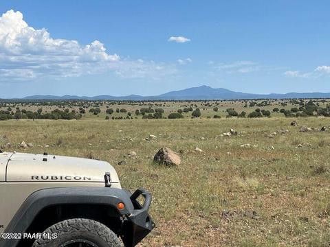 N2 90 Lowe Ranch Road, Ash Fork, AZ 86320