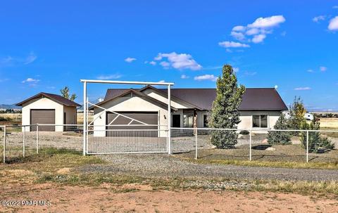 8400 N Kinsley Way, Prescott Valley, AZ 86315