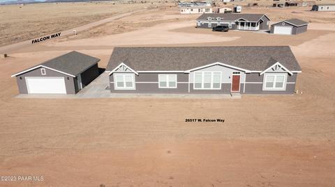 26517 W Falcon Way, Paulden, AZ 86334