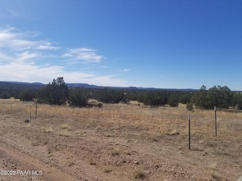 45100 N Tanner Rd, Ash Fork, AZ 86320 photo 3