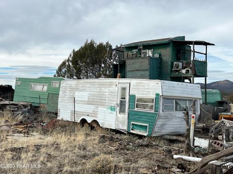 11975 W Dozer Ave, Ash Fork, AZ 86320 photo 15