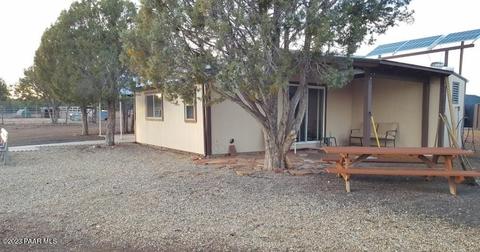 Exterior - 1 Keller Pl, Ash Fork, AZ 86320 photo 5 of 7