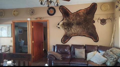 Living - 1 Keller Pl, Ash Fork, AZ 86320 photo 1 of 2
