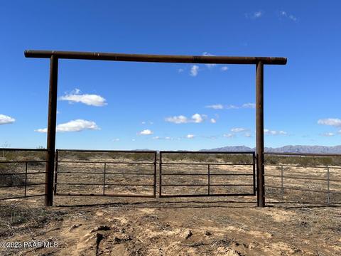 00 Nn 529th Lot 4 Ave, Aguila, AZ 85320
