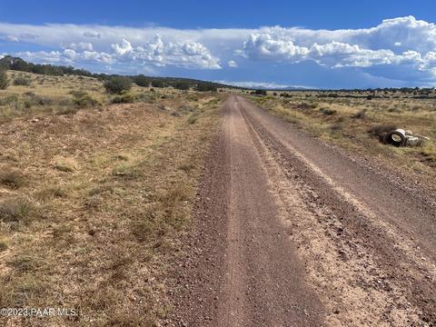 9457 W Bright Sky Apt C Trl, Williams, AZ 86046