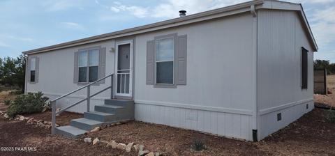 23755 W Everwood Trl, Seligman, AZ 86337