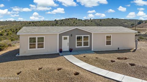 13311 E Courtney Ln, Mayer, AZ 86333
