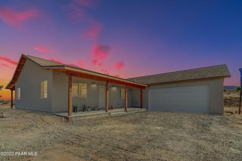 7790 W Wicklow Ln, Wilhoit, AZ 86332