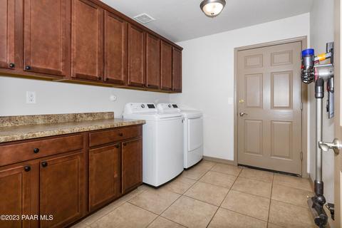 1475 W Saddle Rd, Paulden, AZ 86334 photo 17