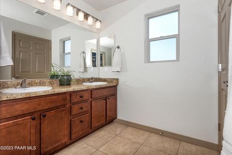 1475 W Saddle Rd, Paulden, AZ 86334 photo 11