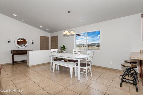 1475 W Saddle Rd, Paulden, AZ 86334 photo 8