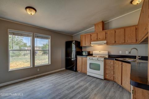 240 E Bramble Dr, Paulden, AZ 86334 photo 11