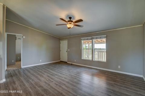 240 E Bramble Dr, Paulden, AZ 86334 photo 7